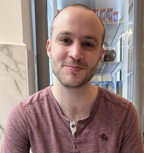 Headshot of Devon Pinkus